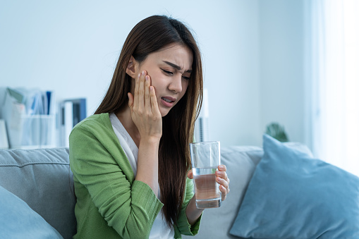 Seven common dental concerns — original treatment illustration